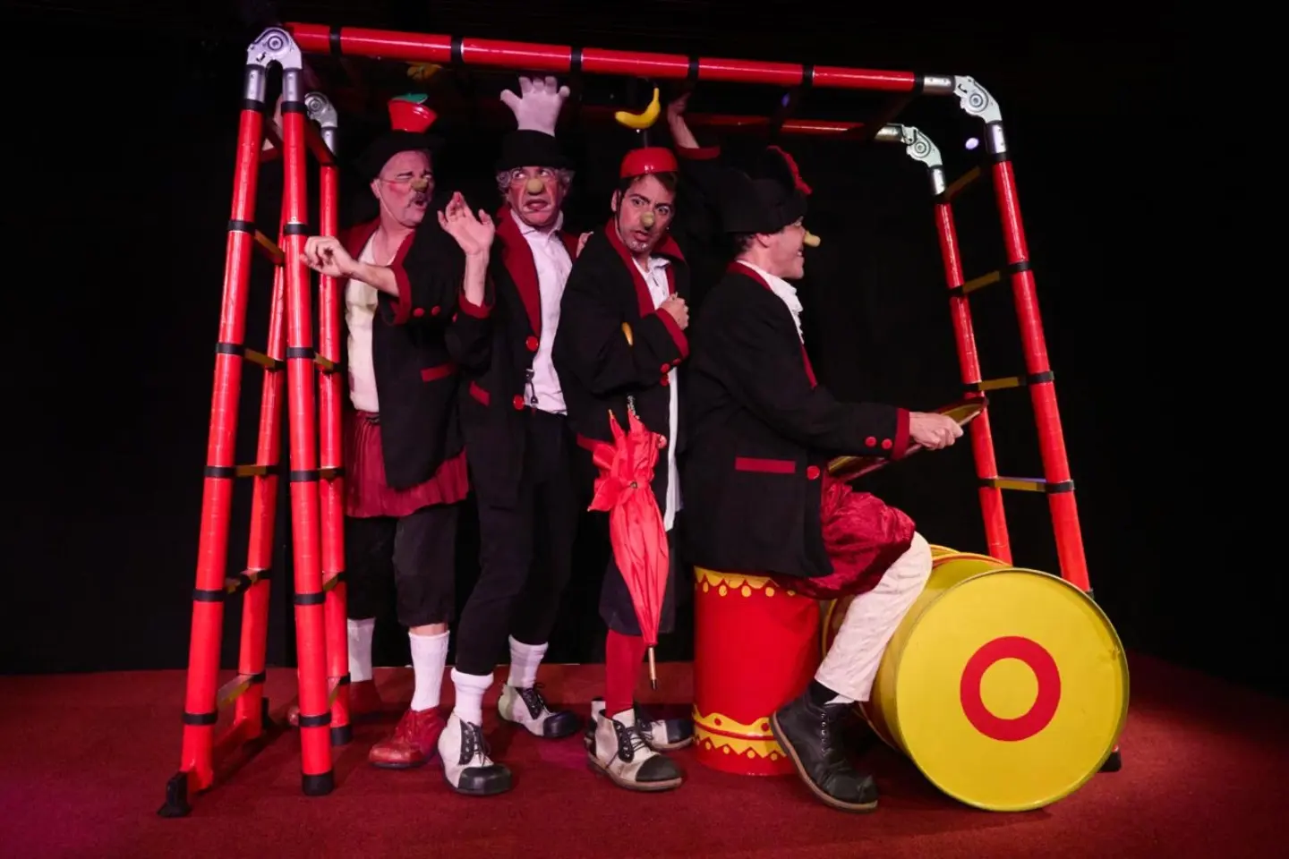 O Mundo do Circo SP apresenta programação gratuita com Circo di Mônaco e Parlapatões